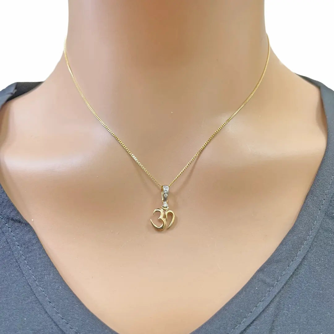 18ct Yellow Gold Diamond Om Pendant Charm Necklace ? Divine Om Jewelry  Diamond Pendant