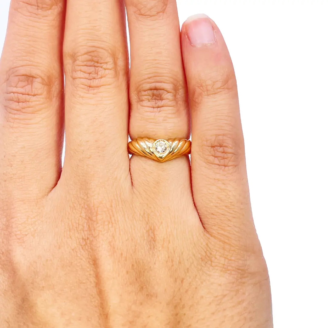 18ct Yellow Gold High Polished Solitaire Diamond Ring 0.10ct  Diamond Ring
