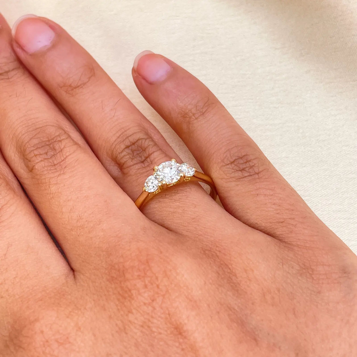 18ct Yellow Gold Natural 3 Stone Diamond Engagement Ring 0.80ct GIA  Diamond Ring