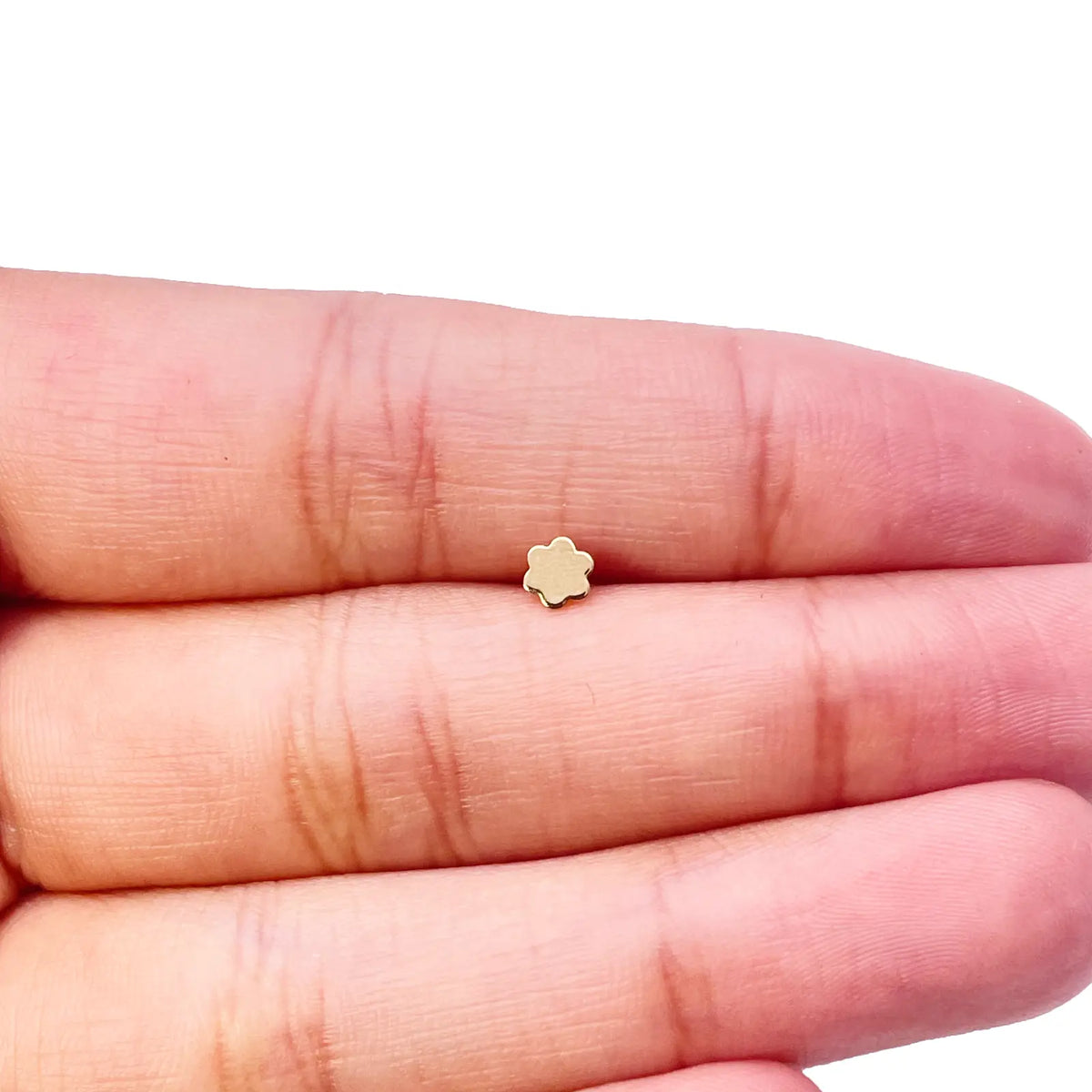 18ct Yellow Gold Natural Round Diamond Three Stone Nose Stud 0.05ct  Diamond Nose Stud
