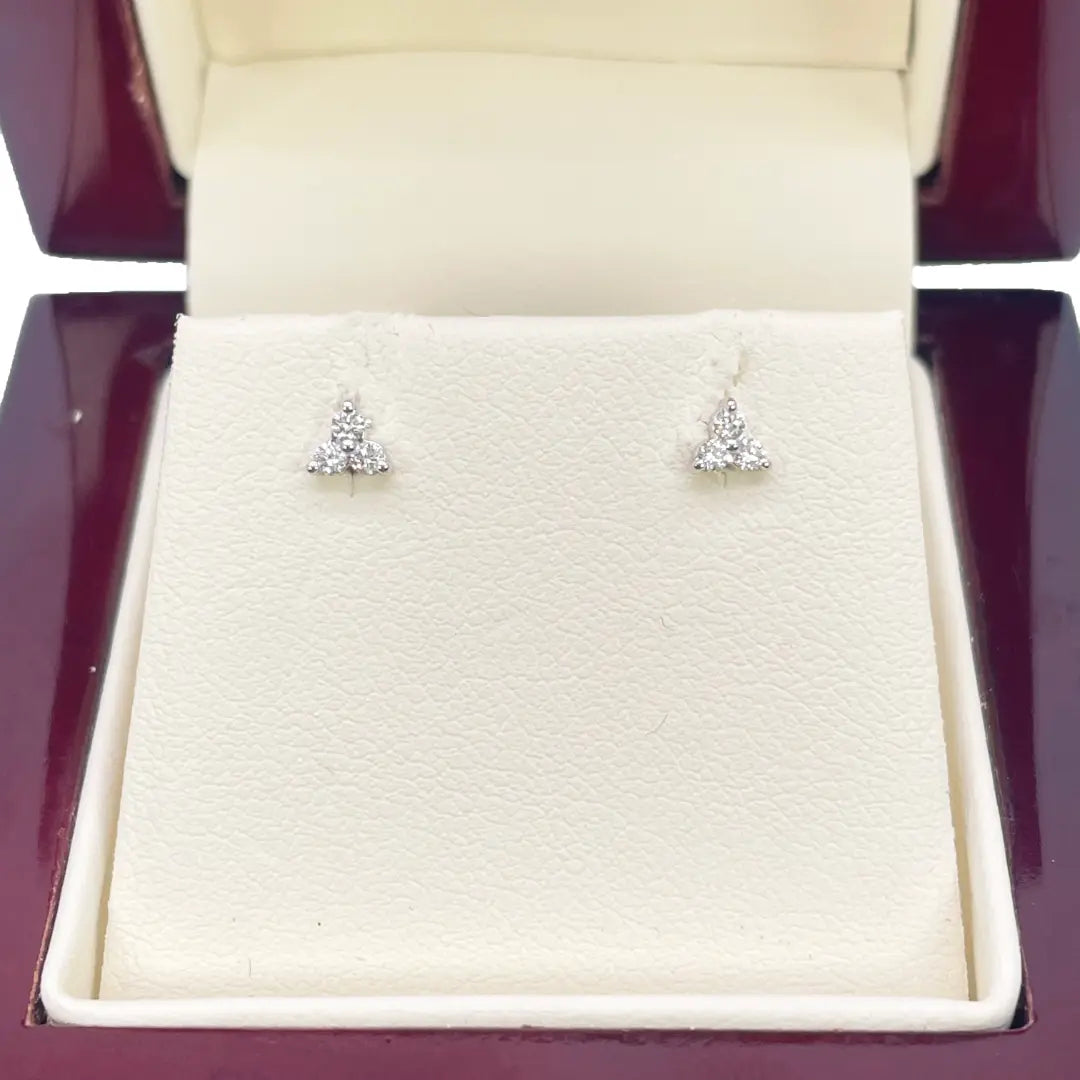 18ct Yellow Gold Natural Round Diamond Three Stone Nose Stud 0.05ct  Diamond Nose Stud