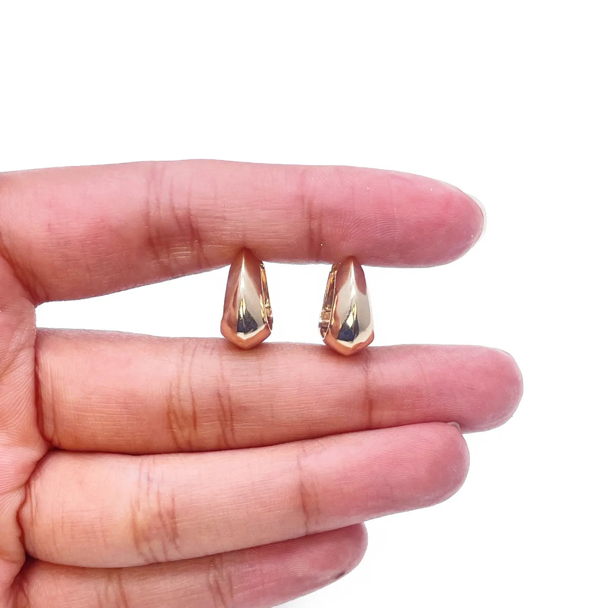 18ct Yellow Gold  Square Hoop Huggie High Polished Minimalist Chic Earrings  Gold earring