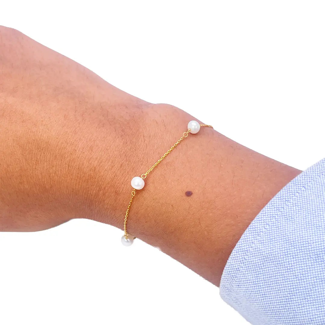 22ct Gold Bracelet Five Freshwater Pearls 7 Inches 