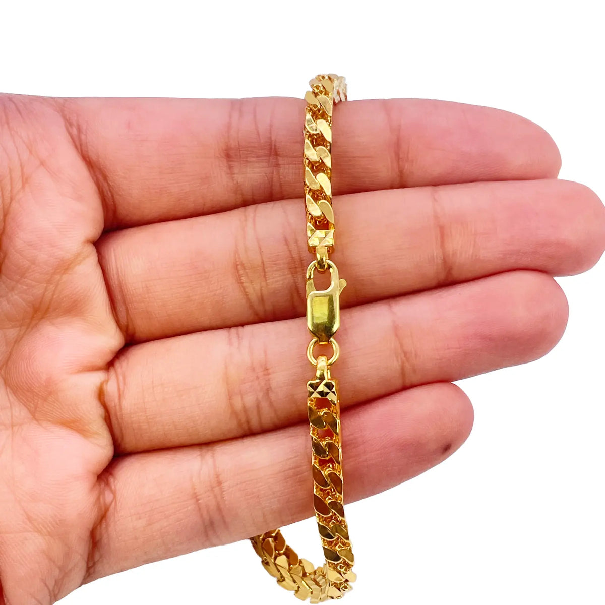 22ct Gold Bracelet Franco Diamond Cut High Polished Lightweight 8.5 Inches 