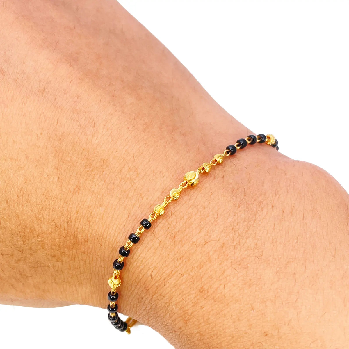 22ct Gold Children?s Nazariya Bracelet with Black & Diamond-Cut Beads (Maniya, Manka)  Gold Children's Bracelet