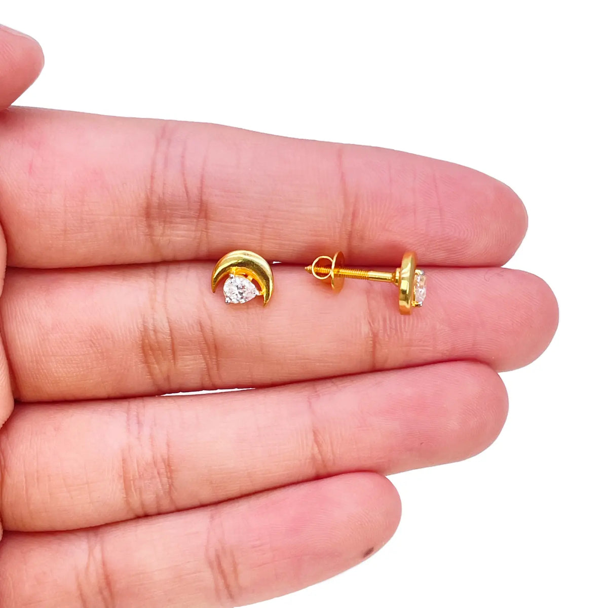 22ct Gold Crescent Moon & Pear Stud Earrings - 6.5x7.5mm  Gold earring