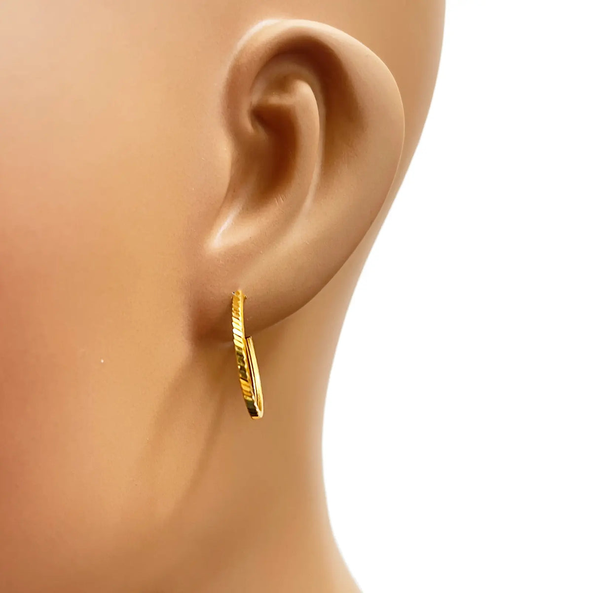 22ct Gold Diamond-Cut High-Polish Hoop Earrings ? 14mm Diameter  Gold Hoop Earrings