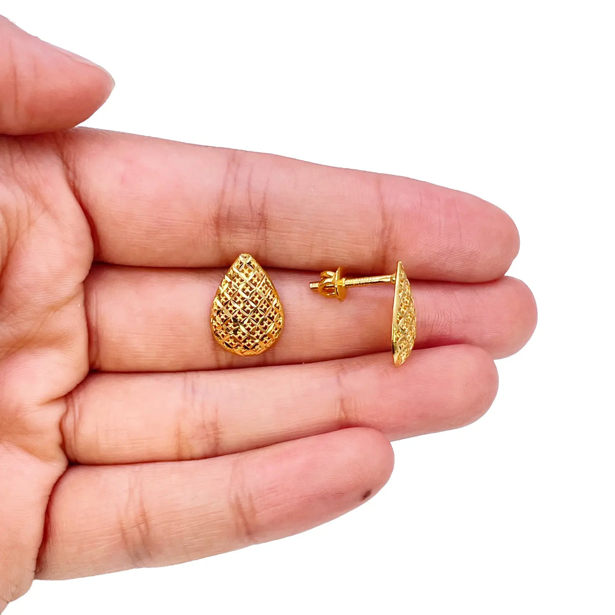 22ct Gold Diamond-Cut Mesh Textured Pear Drop Necklace and Earring Set  Gold Necklace