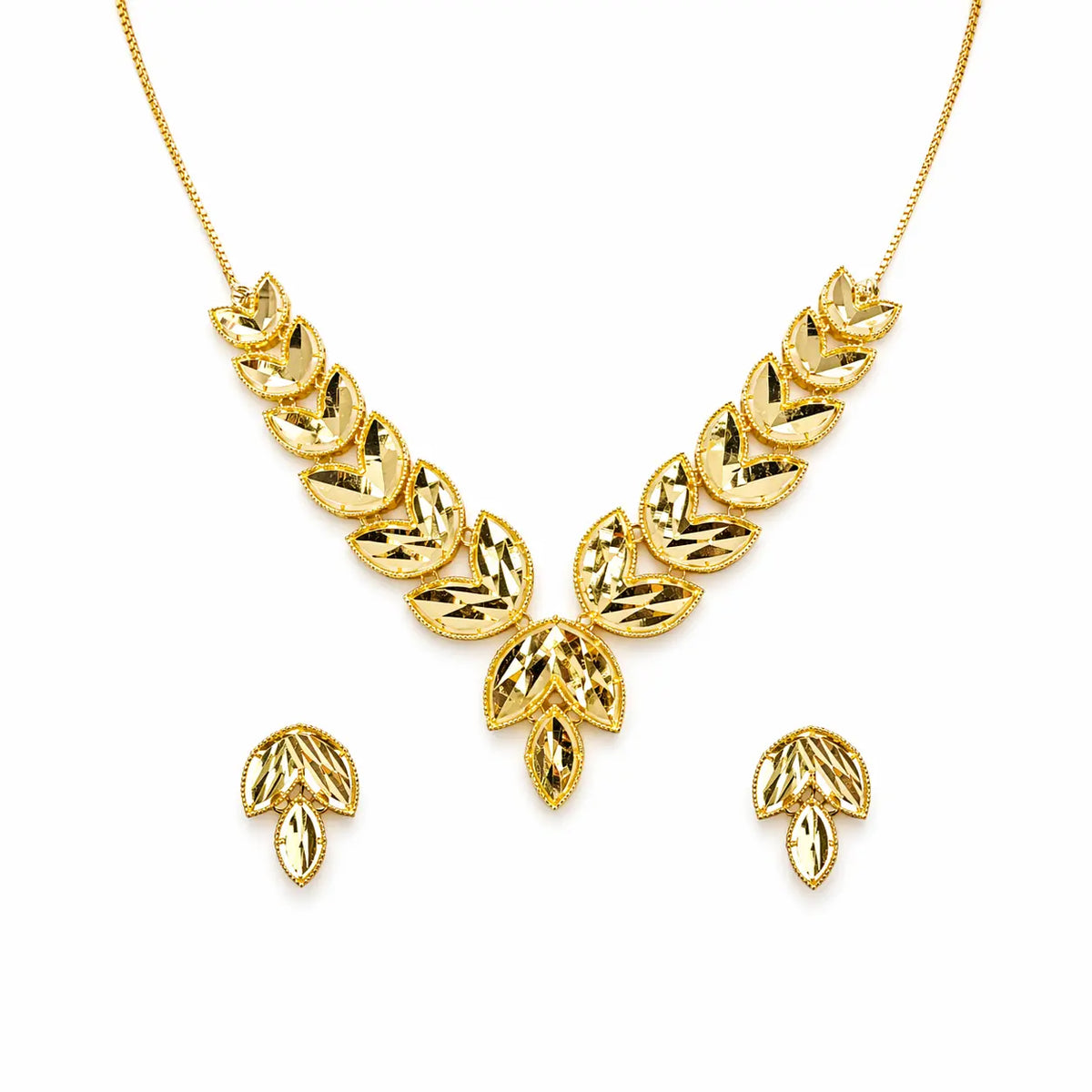 22ct Gold Diamond-Cut Milgrain Graduating Leaf Necklace and Earring Set  Gold Necklace