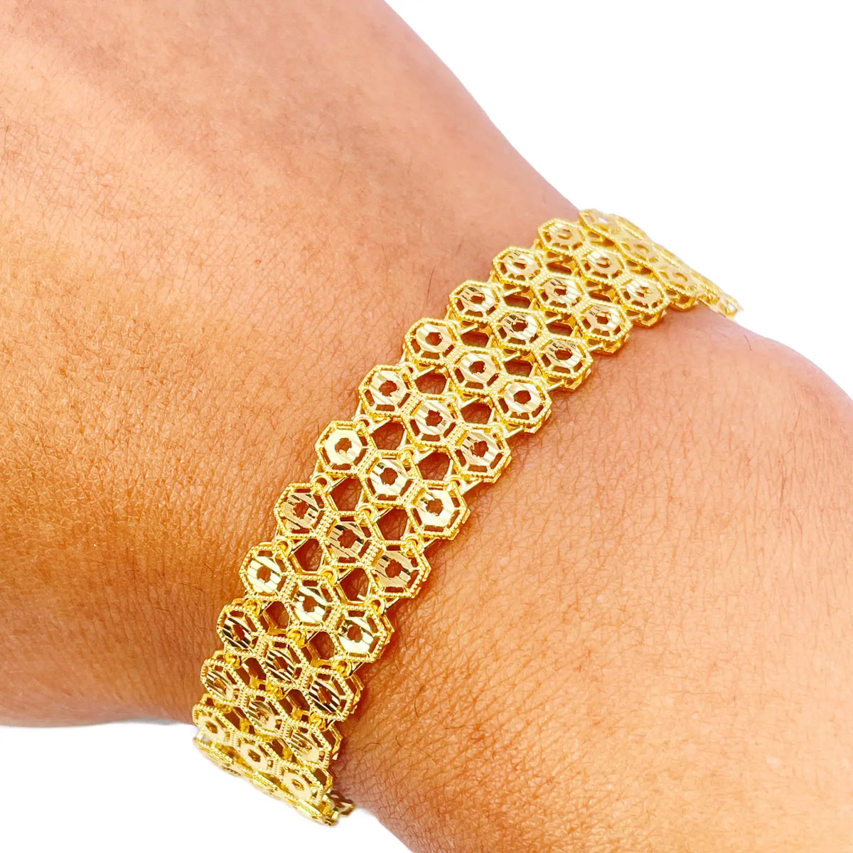 22ct Gold Milgrain Bracelet Three Row Diamond Cut Hexagon 7.5 Inch 13mm Width 