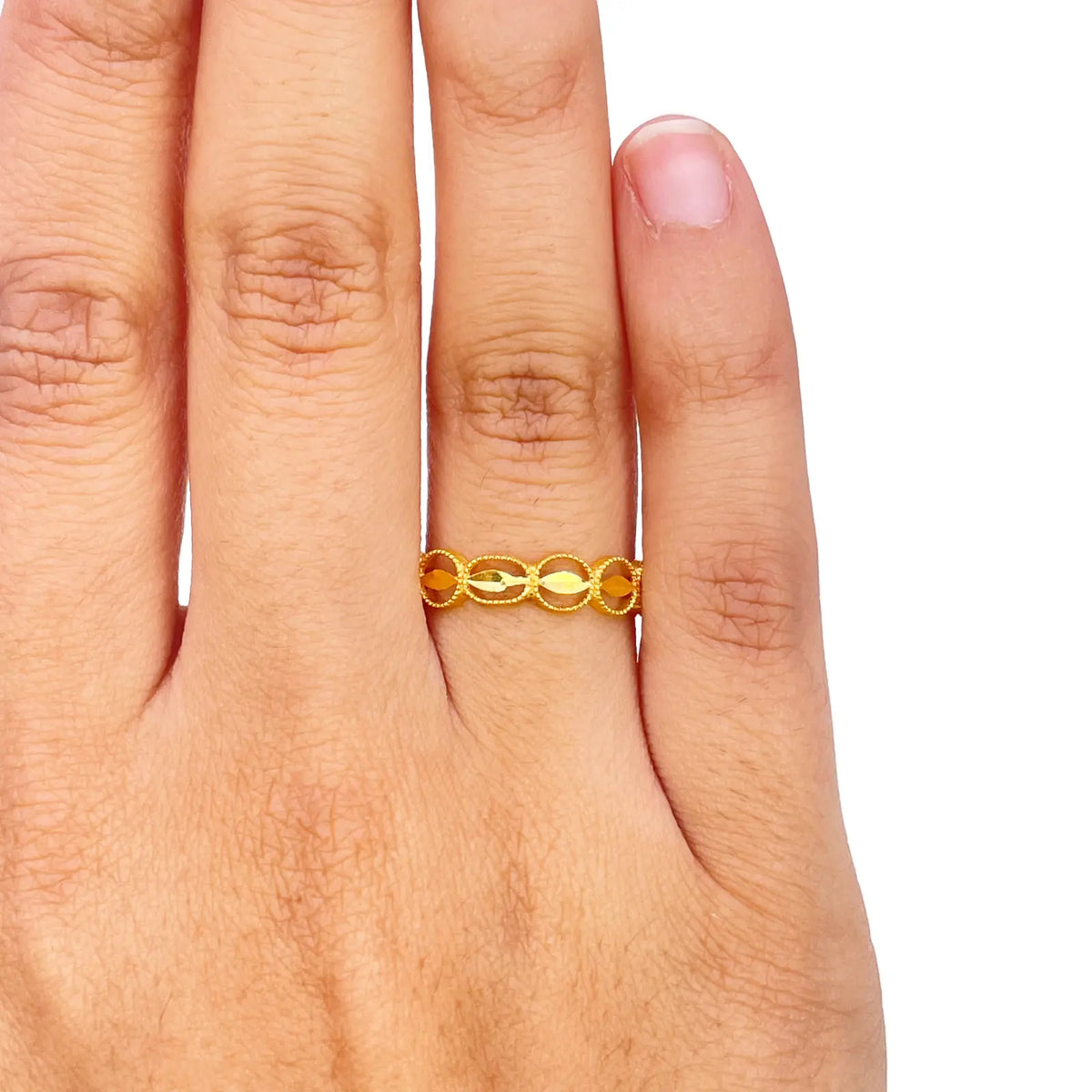 22ct Gold Milgrain Leaf Floral Band Ring ? 4.6mm Wide  Gold Ring
