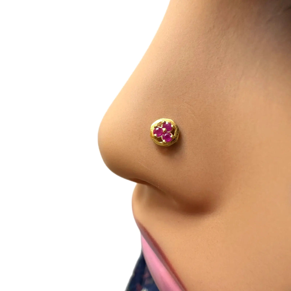 22ct Yellow Gold 3 Stone Ruby Round Nose Pin Stud 5mm 