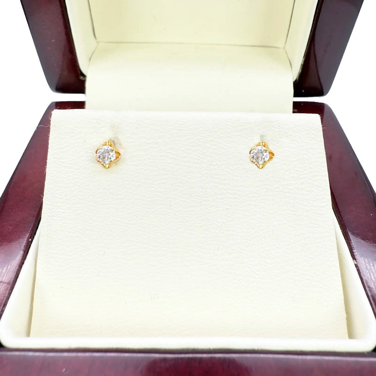 22ct Yellow Gold Children's Stud Earrings, Tragus, Helix Or 2nd Lobe (2.5/3.0mm) 
