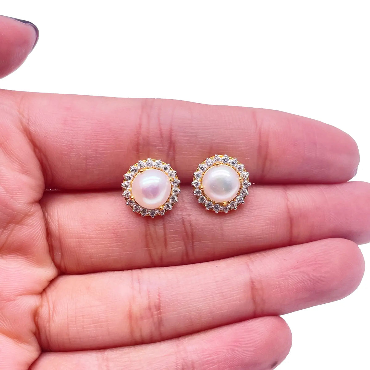 22ct Yellow Gold Claw Set Freshwater Pearl & Cubic Zirconia Pair Stud Earrings 