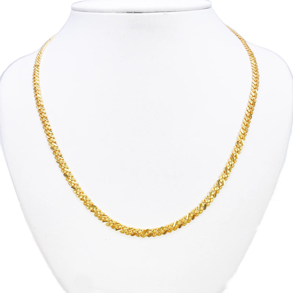 22ct Yellow Gold Curb Chain Necklace 22 Inches 4mm Width 