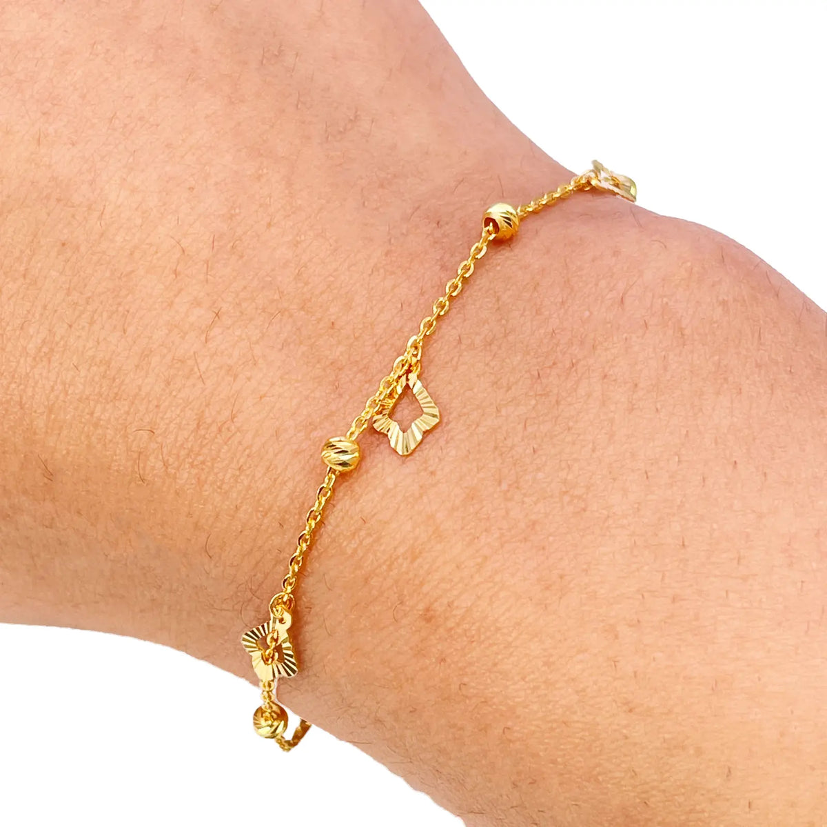 22ct Yellow Gold Diamond Cut Charm & Bead Cable Chain Bracelet 7 Inches¬†