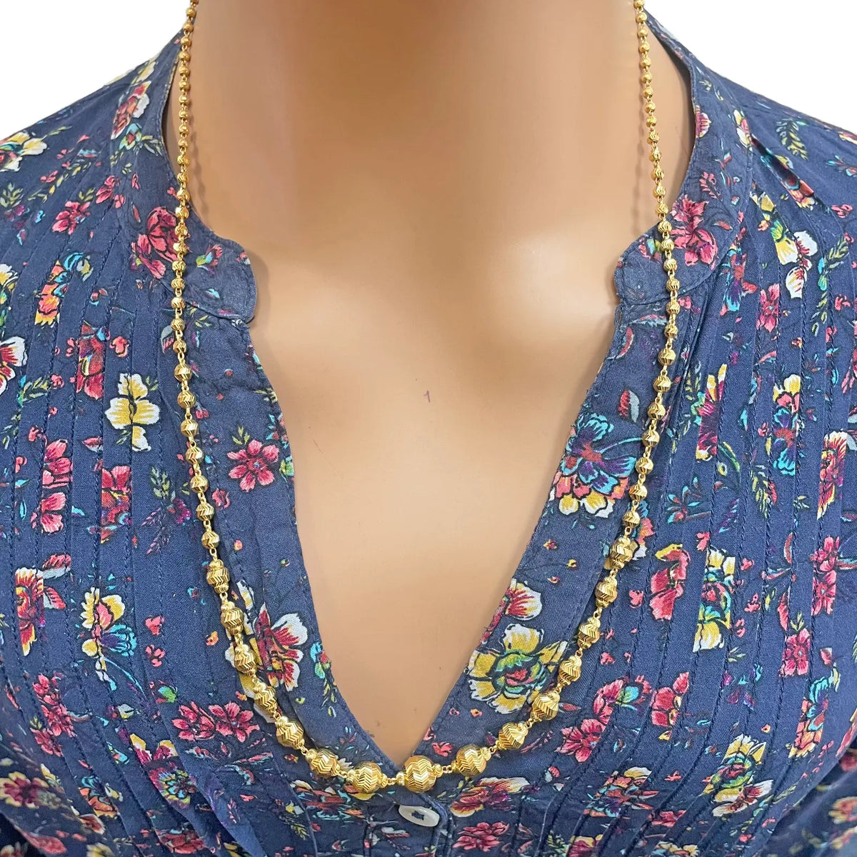 22ct Yellow Gold Diamond Cut Graduated Beaded Slip-On Necklace & Drop Earrings 