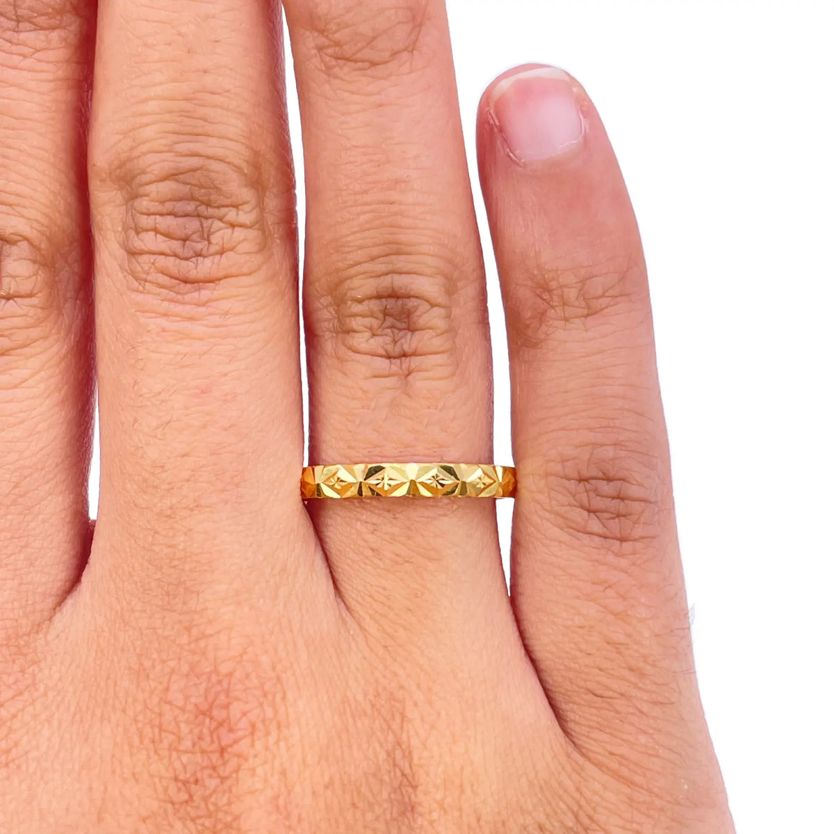 22ct Yellow Gold Diamond-Cut High-Polish Band Ring, 2.5mm Width  Gold Bands