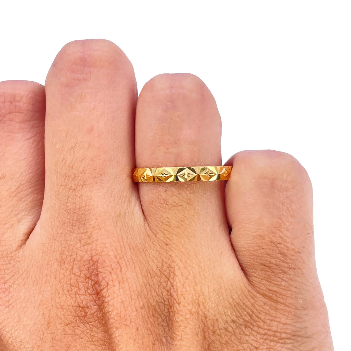22ct Yellow Gold Diamond-Cut High-Polish Band Ring, 2.5mm Width  Gold Bands