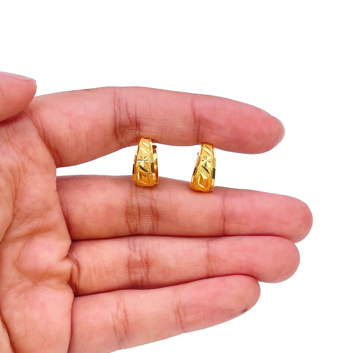 22ct Yellow Gold Diamond-Cut Huggie Hoop Earrings 12.4mm Diameter  Gold Hoops