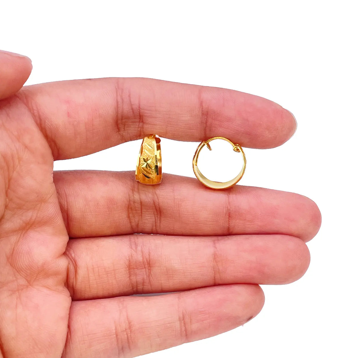 22ct Yellow Gold Diamond-Cut Huggie Hoop Earrings 12.4mm Diameter  Gold Hoops