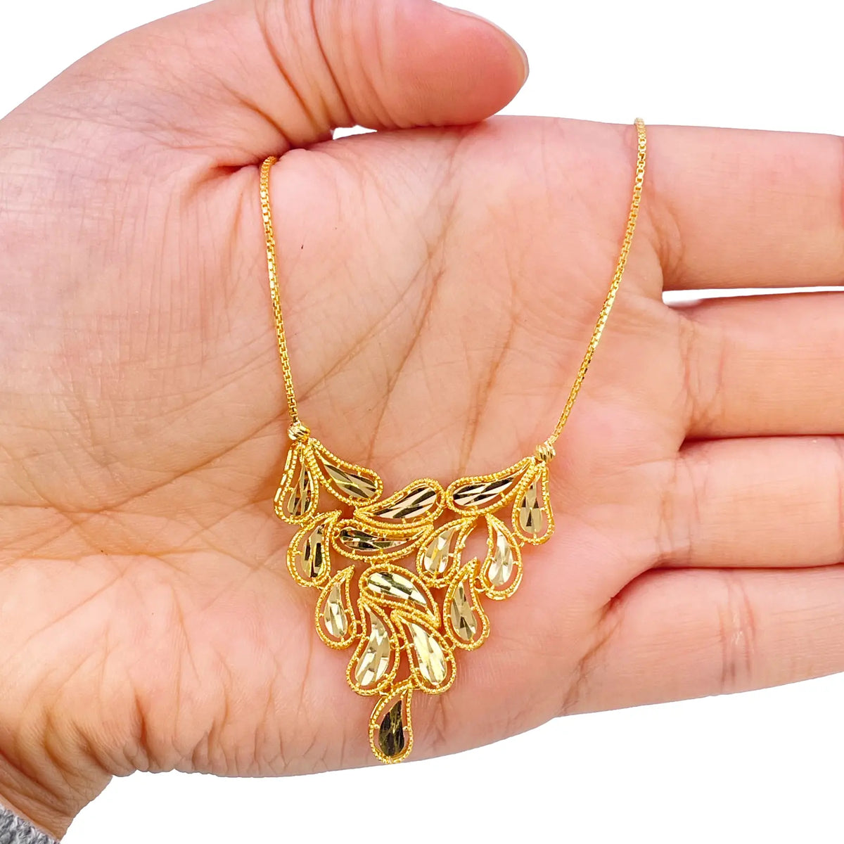 22ct Yellow Gold Diamond-Cut Milgrain Cascading Leaf Necklace & Earring Set  Gold Necklace