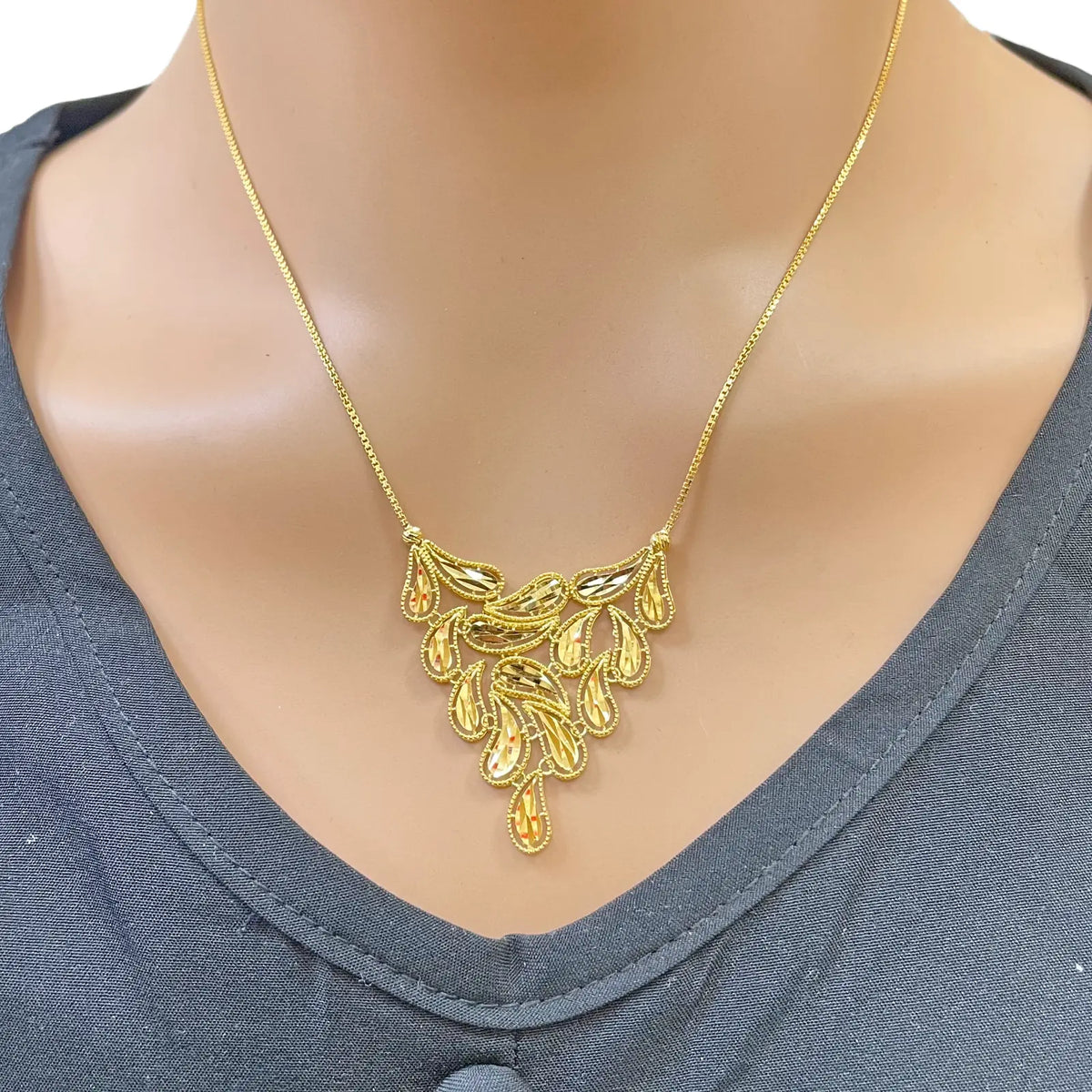 22ct Yellow Gold Diamond-Cut Milgrain Cascading Leaf Necklace & Earring Set  Gold Necklace