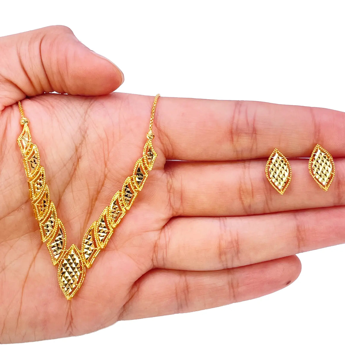 22ct Yellow Gold Diamond-Cut Milgrain Marquise V-Shape Necklace & Earring Set  Gold Necklace