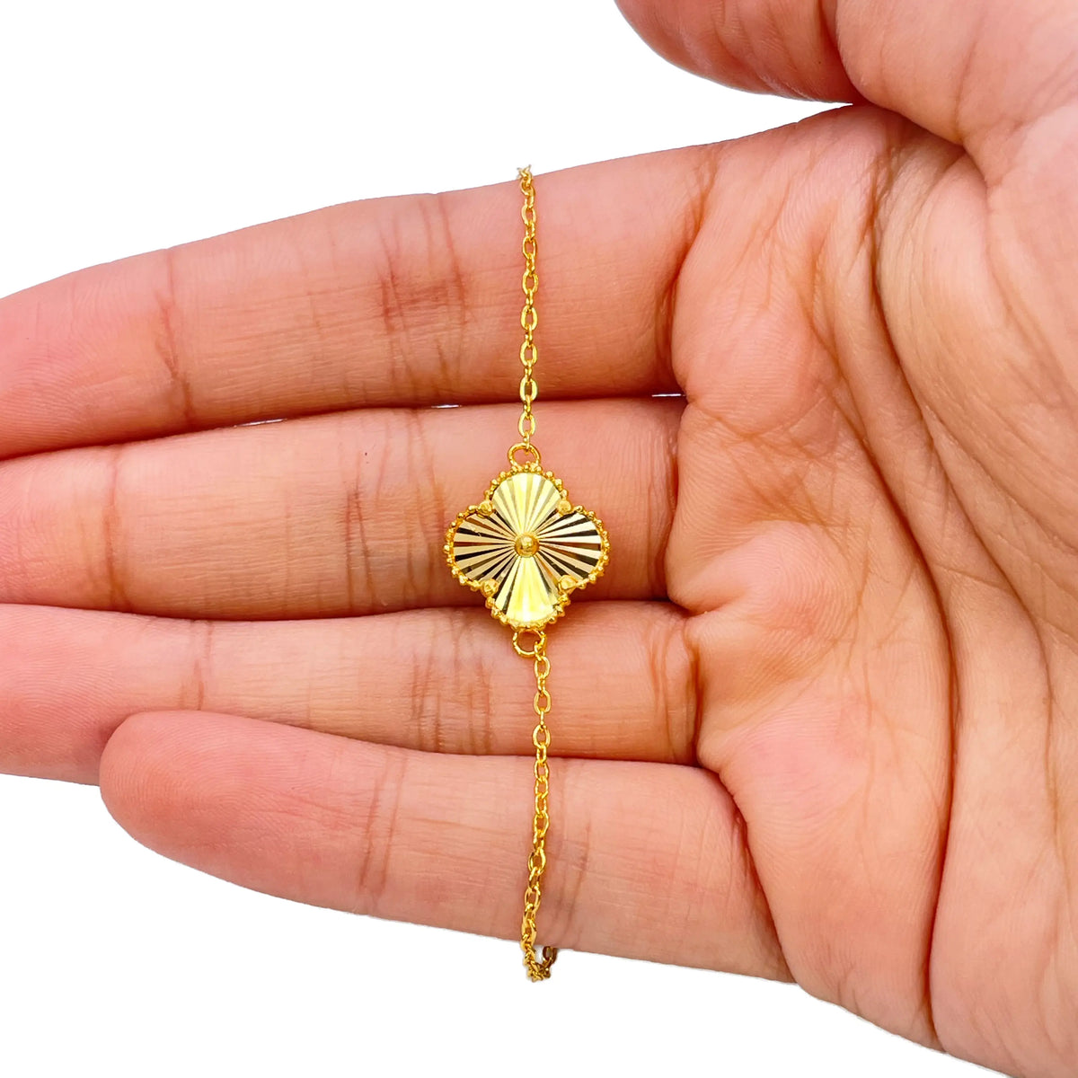 22ct Yellow Gold Diamond Cut Single Flower Bracelet 7''inches  Diamond Bracelets