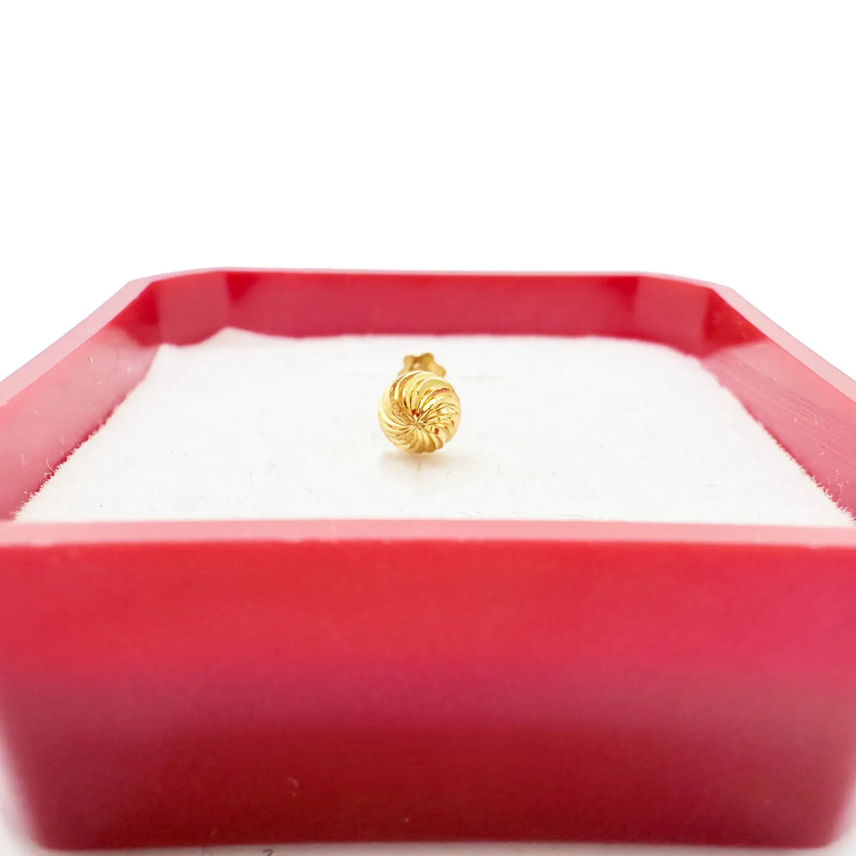22ct Yellow Gold Diamond Cut Swirl For Nose Stud/Pin, Tragus & Helix 3.6mm Width 