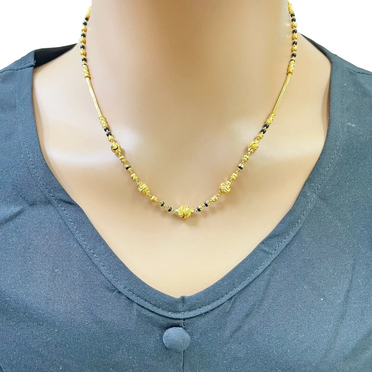 22ct Yellow Gold Diamond-Cut Textured Bead & Black Bead Mangalsutra Necklace  Gold Mangalsutra