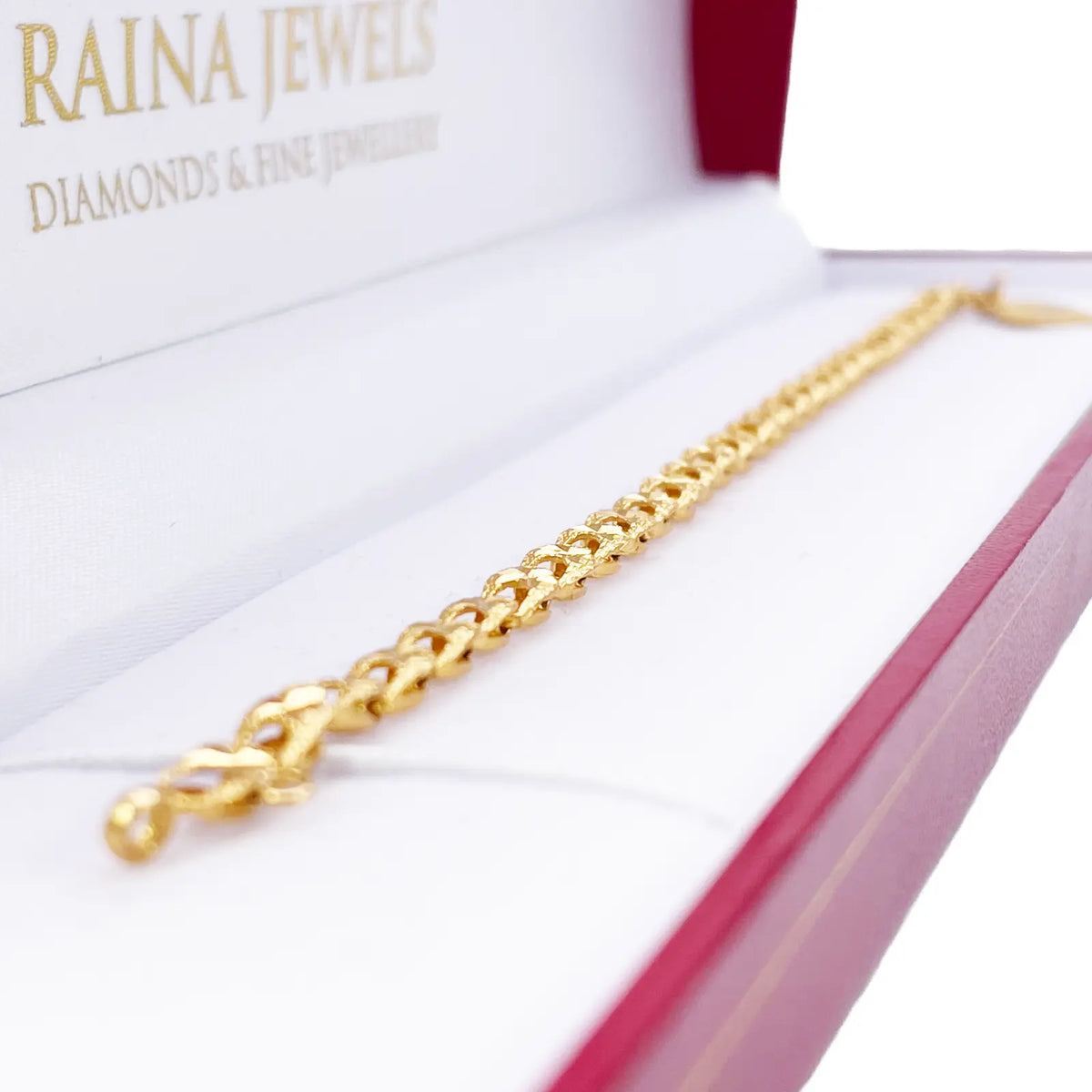 22ct Yellow Gold Diamond Cut Textured Link Bracelet & Heart Charm 