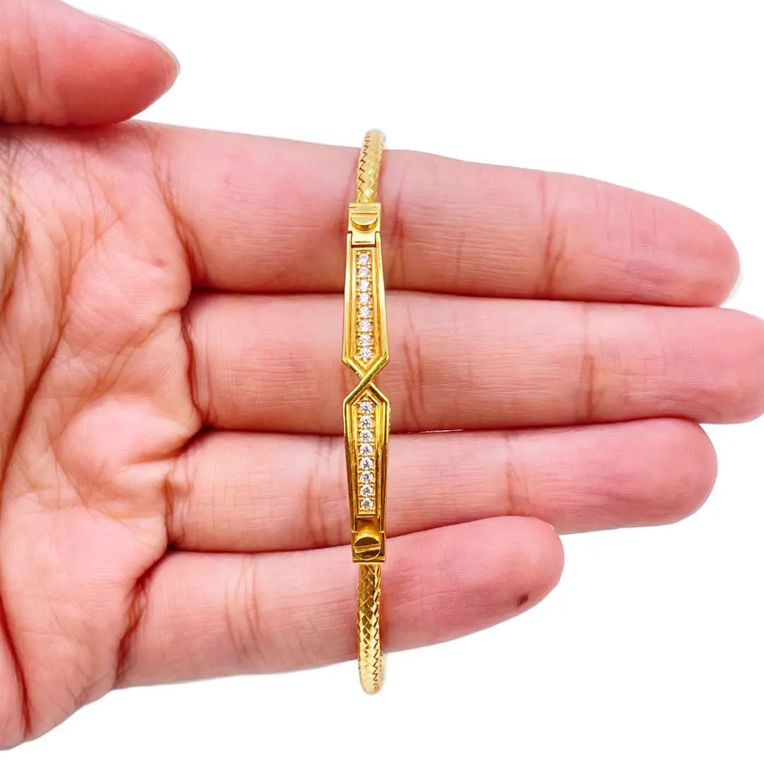 22ct Yellow Gold Fancy Cubic Zirconia Flexible Bangle Bracelet  Diamond Bracelets