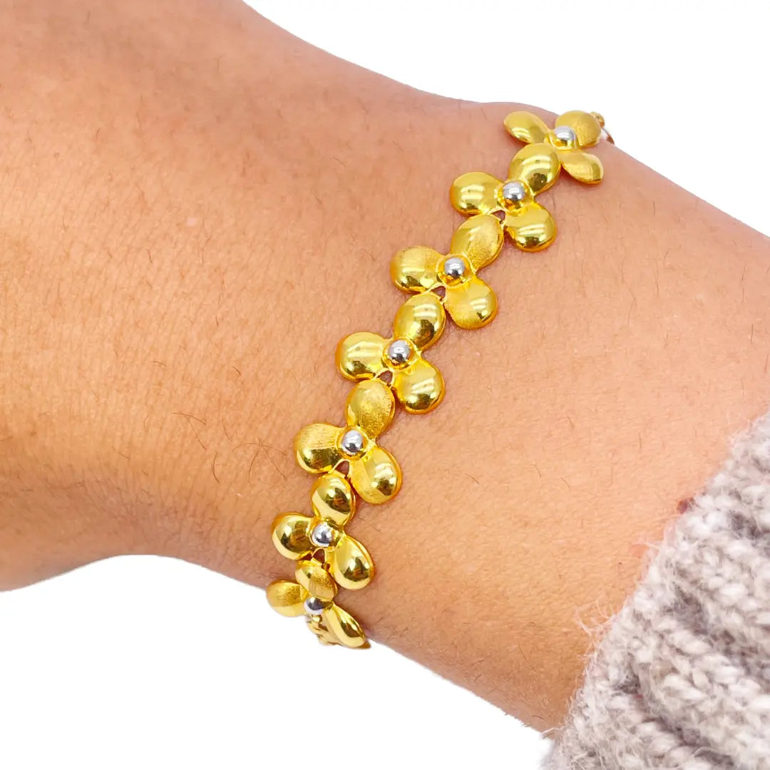 22ct Yellow Gold Fancy High Polished & Matte Two Tone Flower Bracelet 7.5 inch 