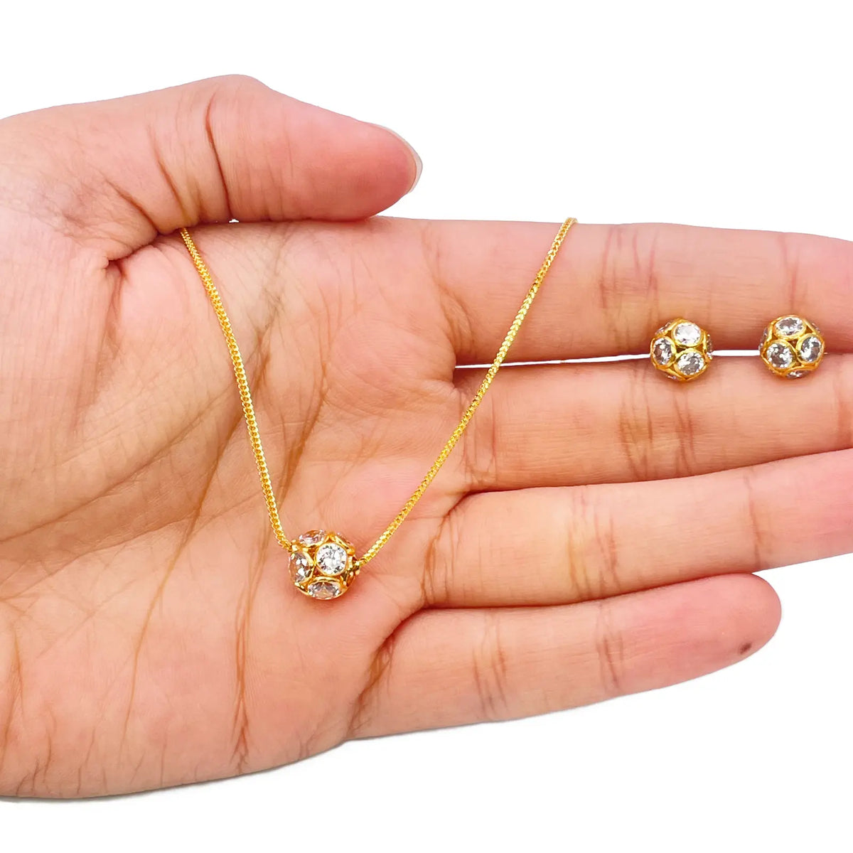 22ct Yellow Gold Fancy Ladies Sparkly Ball 16 Inch Necklace & Stud Earrings Set 