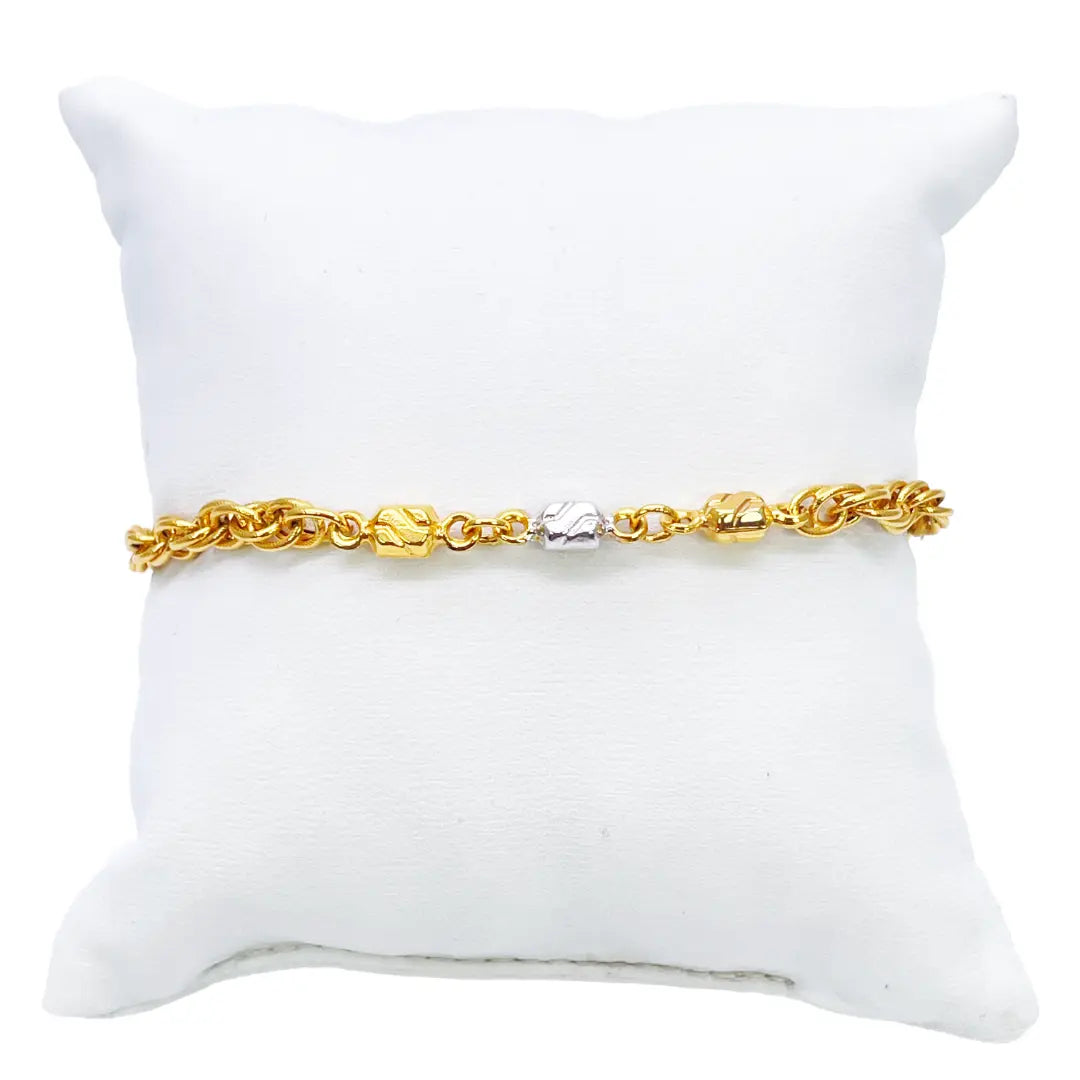 22ct Yellow Gold Fancy Two-Tone Chain Link Bracelet 8 inches 4.6mm Width 