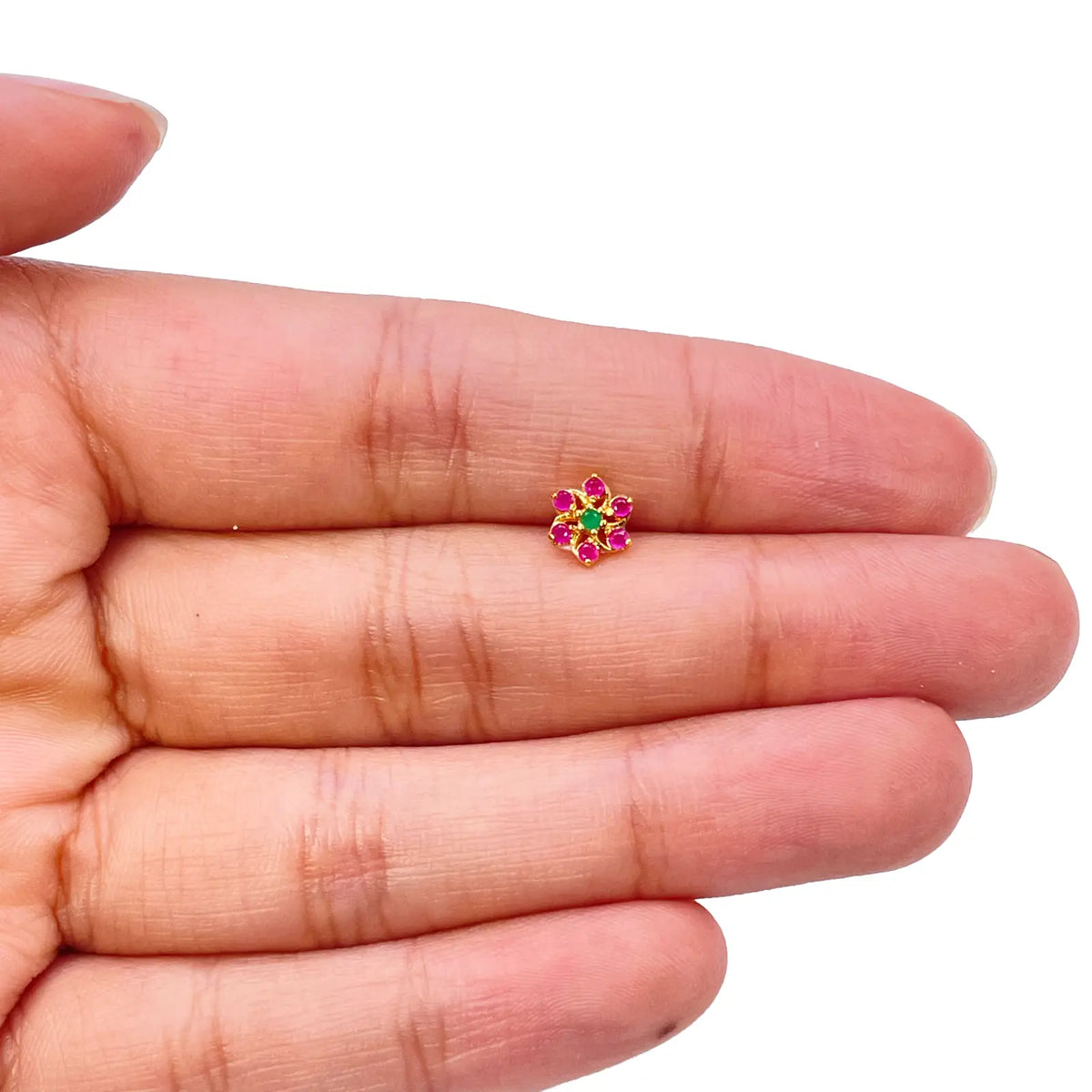 22ct Yellow Gold Floral Shaped Red & Green Gemstone Nose Pin/Stud 5.9mm Width 