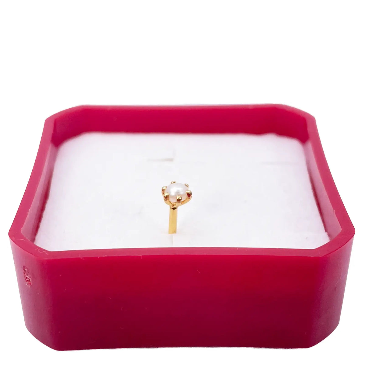 22ct Yellow Gold Freshwater Pearl Claw Single Nose Stud 3.5mm 