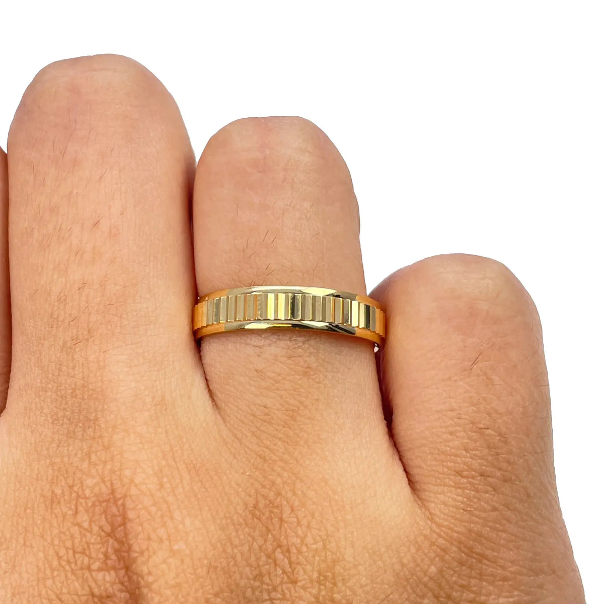 22ct Yellow Gold High Polished Edge Diamond Cut Women's Wedding Band 4mm 