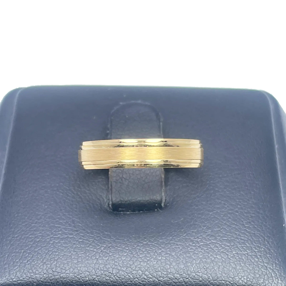 22ct Yellow Gold High Polished Edge & Matte Middle Women's Wedding Band 4mm  Diamond Bracelets