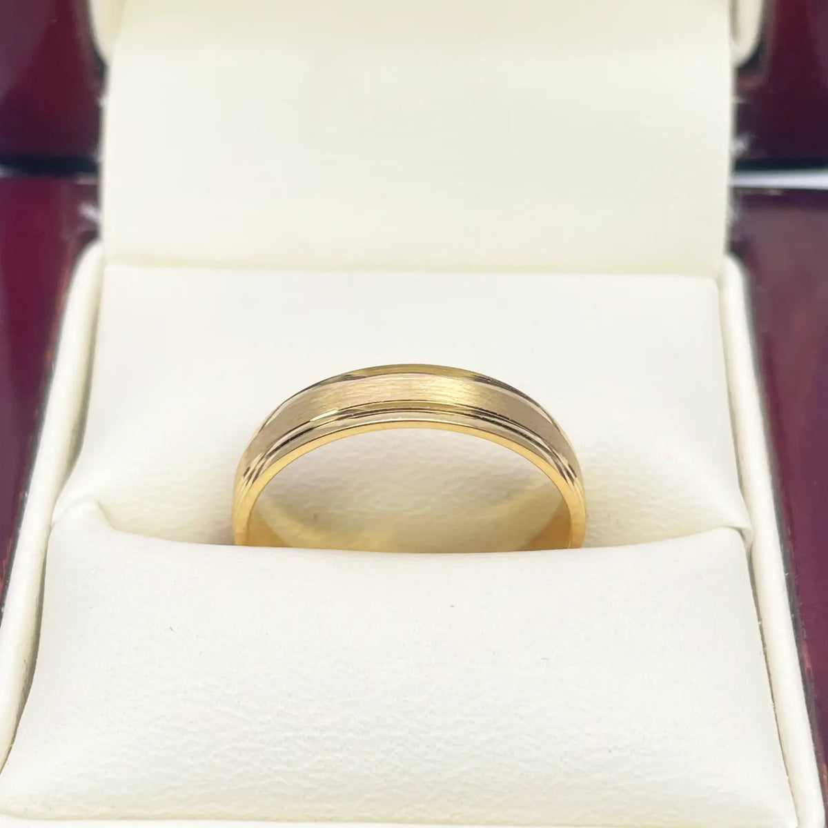 22ct Yellow Gold High Polished Edge & Matte Middle Women's Wedding Band 4mm  Diamond Bracelets