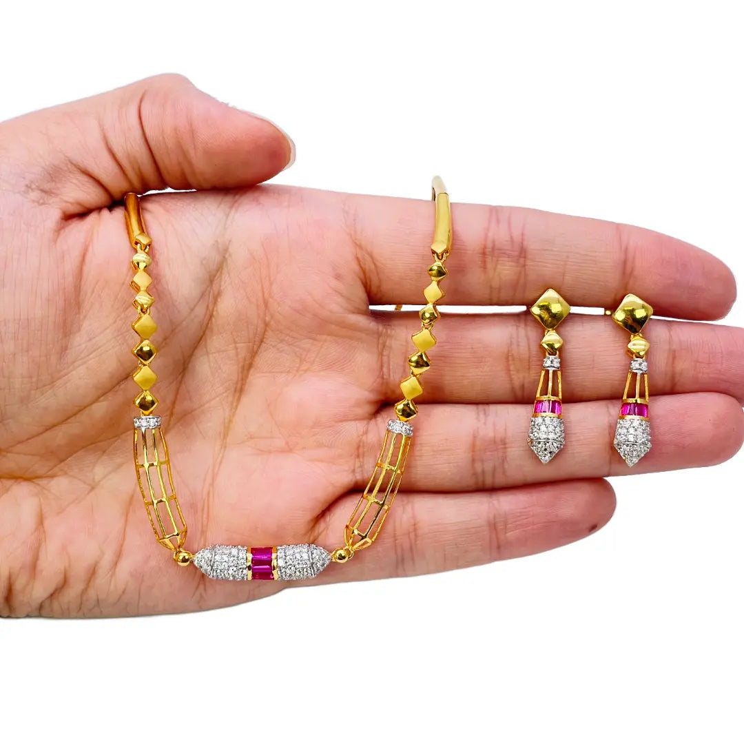22ct Yellow Gold High Polished Fancy Necklace & Earrings Set 14.5 Inches 