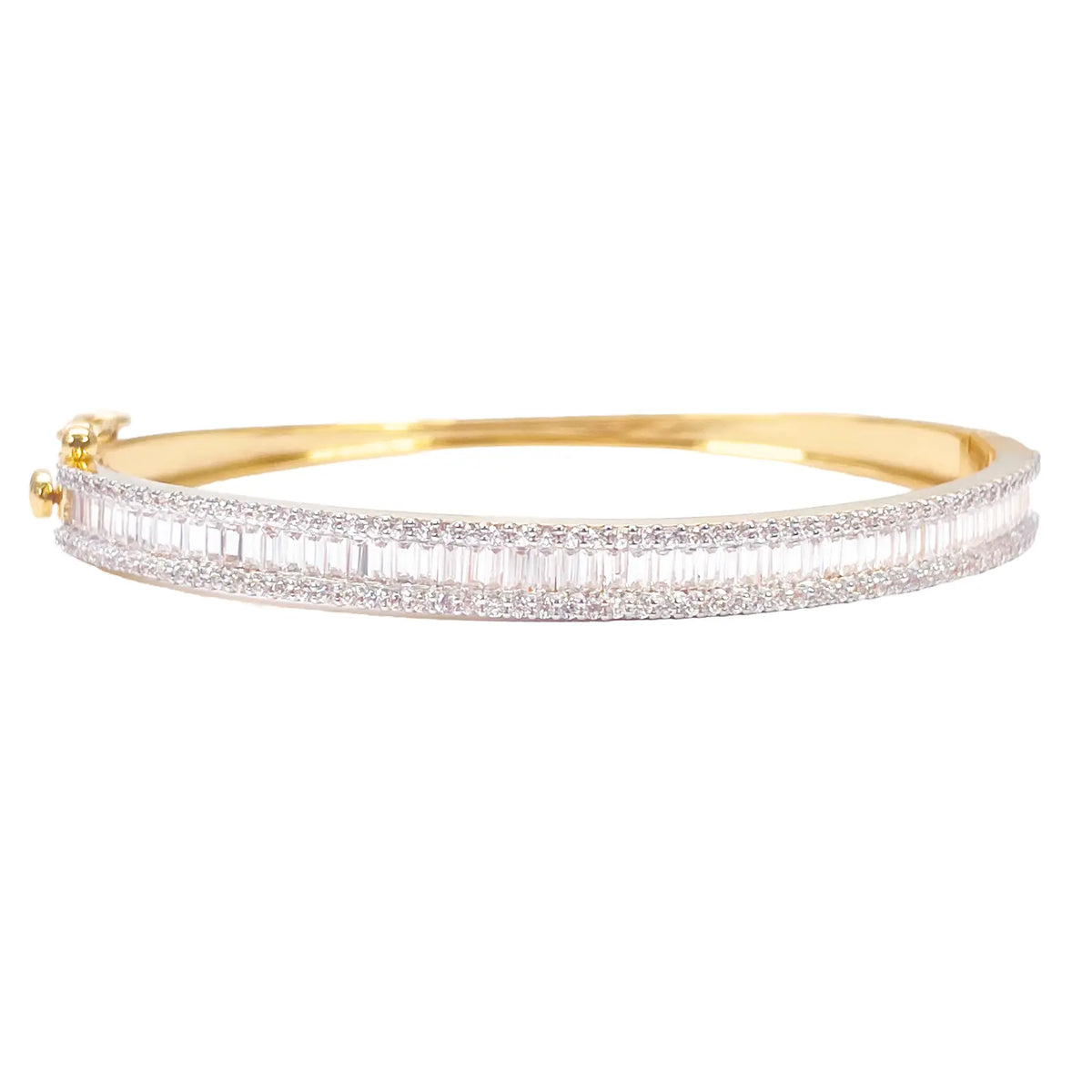 22ct Yellow Gold Ladies Beautiful Sparkly Round & Baguette Cubic Zirconia Bangle Bracelet Diameter 2.2inch 