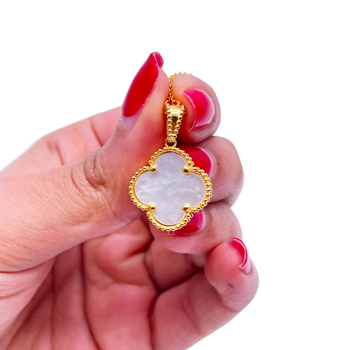 22ct Yellow Gold Leaf Pendant & Chain Necklace 16 Inches 