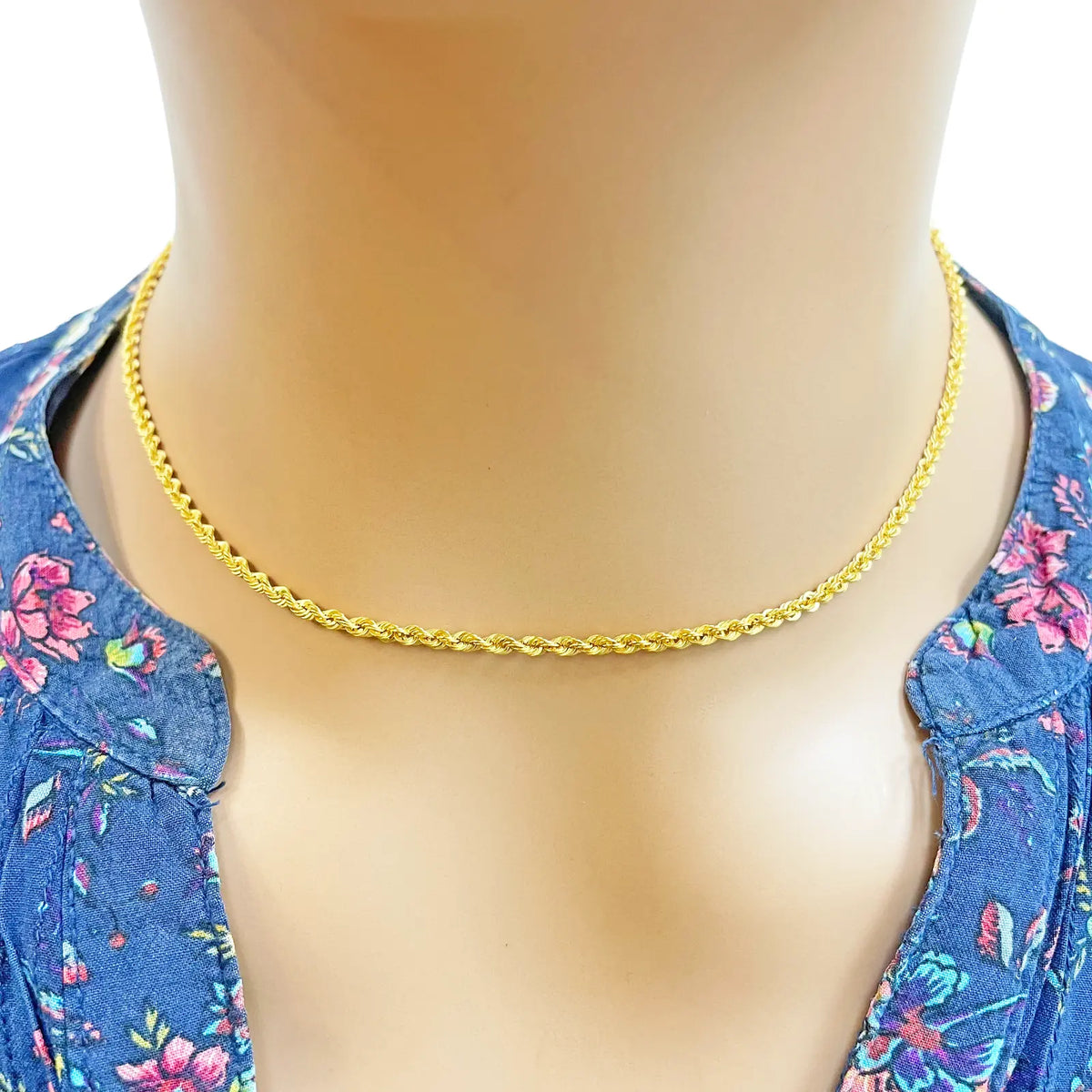 22ct Yellow Gold Lightweight Hollow Rope Chain Necklace 16 Inches 2.2mm Width 