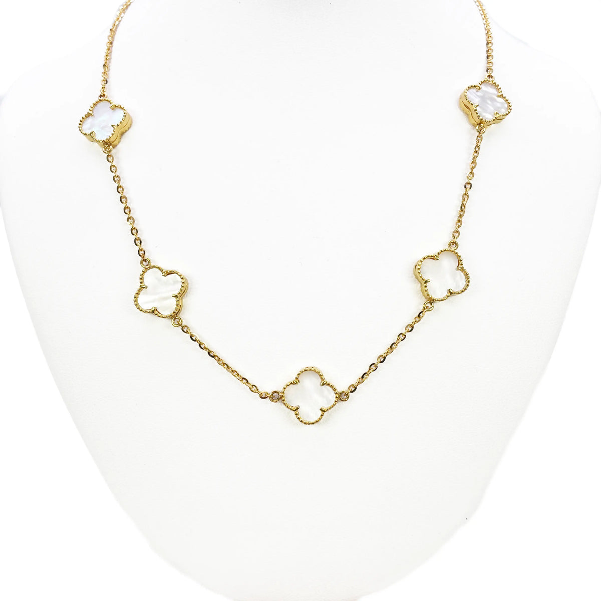 22ct Yellow Gold Mother Of Pearl Clover Necklace 18 Inches  Diamond Bracelets