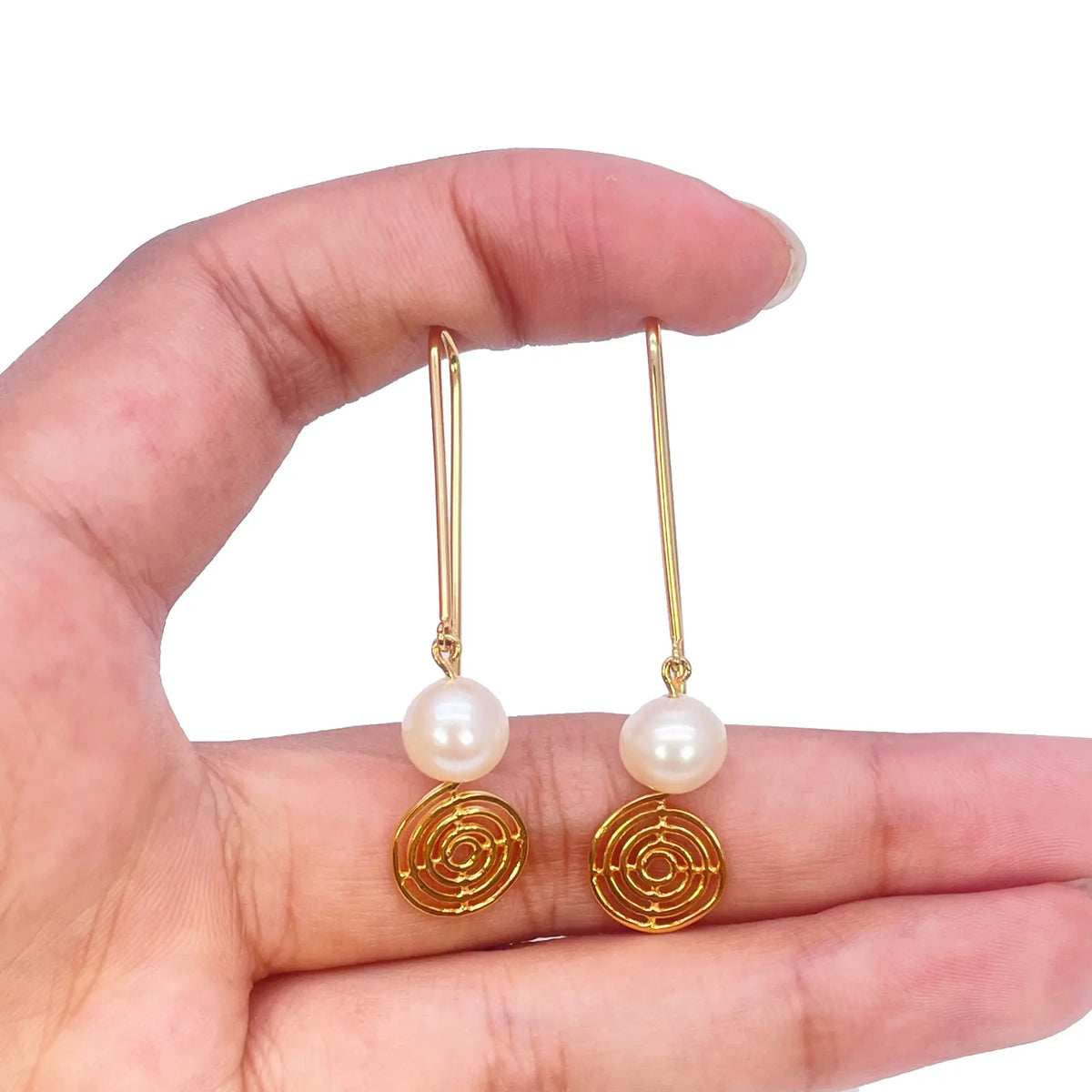 22ct Yellow Gold Paper Clip Freshwater Pearl & Swirl Tassel Drop Earrings 