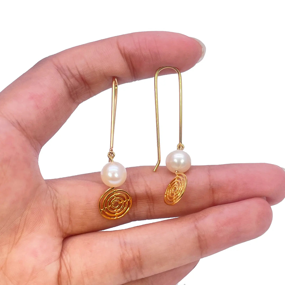 22ct Yellow Gold Paper Clip Freshwater Pearl & Swirl Tassel Drop Earrings 