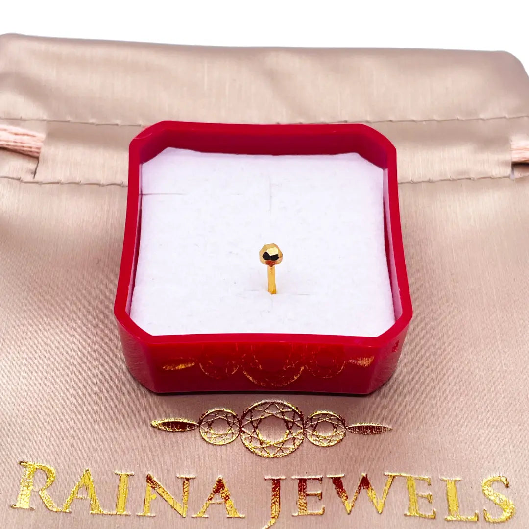 22ct Yellow Gold Plain Gold Diamond Cut design Nose Stud 3.7 MM 