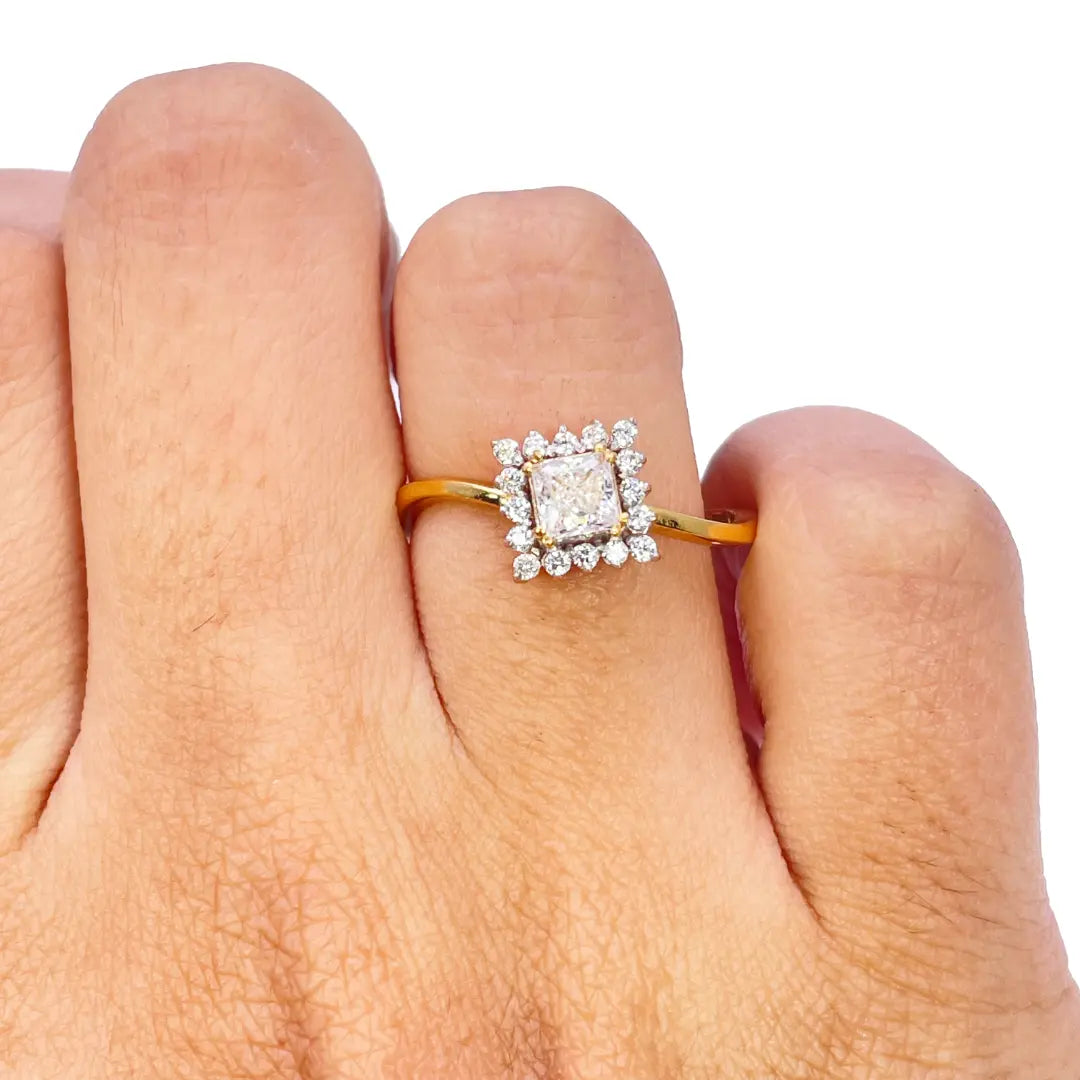 22ct Yellow Gold Princess-Cut Cubic Zirconia Halo Wavy Band Ring 10.7mm Width 